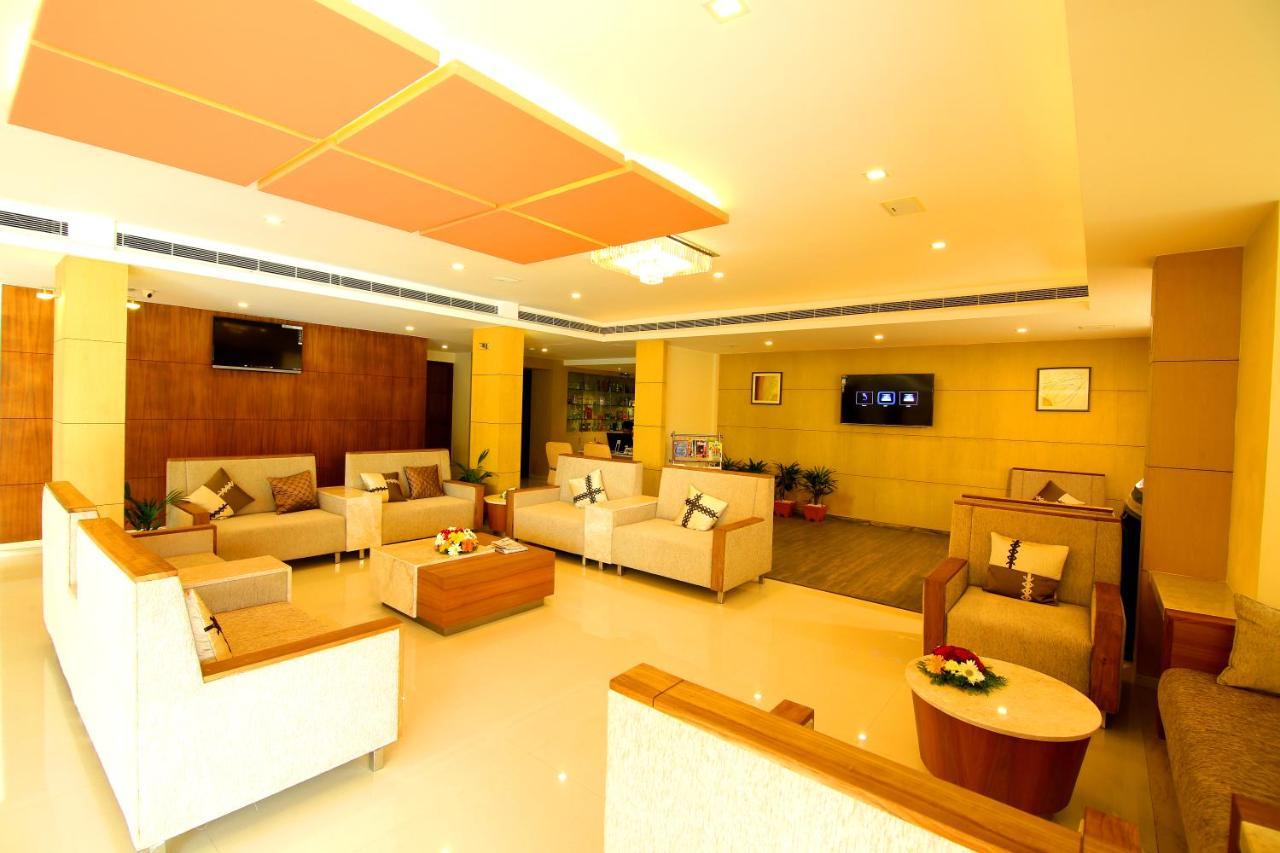 Hotel Hillway Park Kollam Bagian luar foto