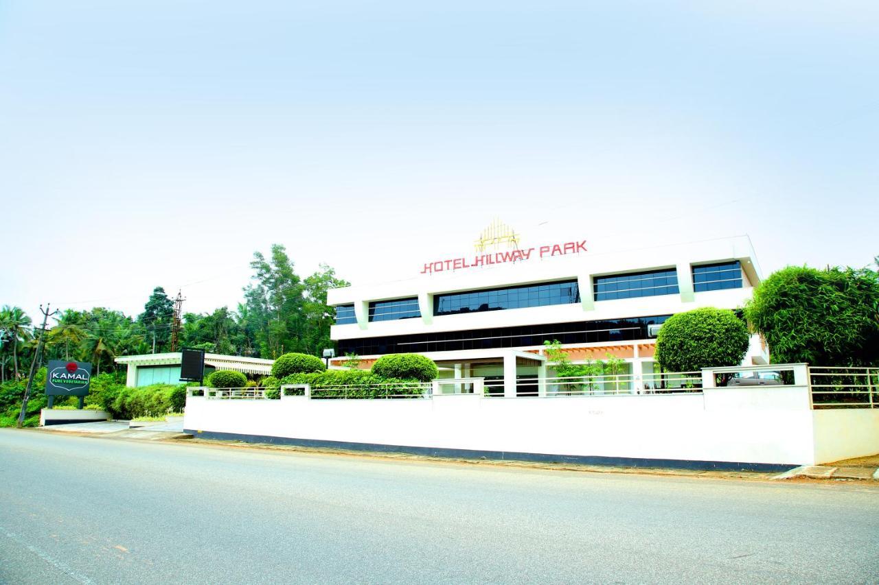 Hotel Hillway Park Kollam Bagian luar foto
